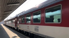 Cesta vlakom z Košíc do Bratislavy sa v noci nečakane predĺžila o štyri hodiny