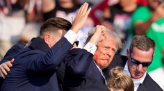 Expert o útoku na Trumpa: Politik, ktorý prežije atentát, skôr získa popularitu