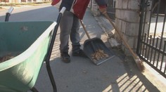 Rezort práce naplno spúšťa prijatie zákona, ktorý odkázaným zoberie dávku, ak odmietnu prácu