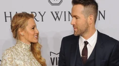 Najkrajší pár Hollywoodu? Na červenom koberci mohli na sebe oči nechať
