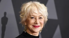 Oscarová herečka Helen Mirren hore bez. V 72 rokoch sa vyzliekla pre dobrú vec