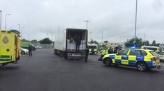 V Británii chytili Čecha, ktorý mal v kamióne 28 migrantov