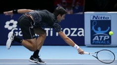 Turnaj majstrov: Djokovič si v dvoch setoch poradil s Isnerom, Zverev zdolal Čiliča