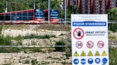 Zverejnili termín, kedy sa električkou po prvýkrát odveziete až na koniec Petržalky