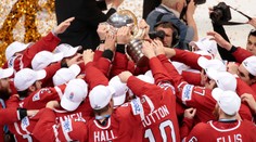 Prvá prehra Fínska na MS, veľkolepé finále korisťou Kanady