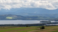 Aby ju nemuseli vypustiť, museli povolať potápačov. Vodohospodári sa pustili do dôležitej opravy Oravskej priehrady