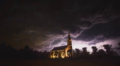 Útočia bez varovania a zabíjať vedia na počkanie. Ktoré blesky sú najnebezpečnejšie?