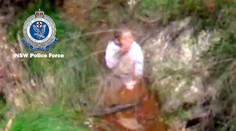 VIDEO: Našli chlapca (3), ktorý prežil tri dni sám v buši. Polícia zverejnila zábery z vrtuľníka