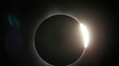 Totálne zatmenie Slnka v USA: Najkrajšie zábery a najzaujímavejšie informácie