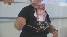 Rozumiete naozaj fyzike? Stredoškoláci zažili fyzikálnu šou, vďaka ktorej pochopili mnohé javy