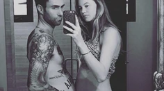 Sexy spevák je prvykrát otcom. S modelkou vybrali pre dcéru nezvyčajné meno