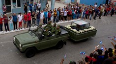 Urna s popolom Fidela Castra dorazila do Santiaga de Cuba