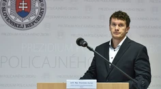 Niekdajší člen SIS vypovedal proti šéfovi NAKA, Zurian však obvinenia odmieta