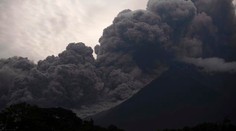 Výbuch sopky v Guatemale si vyžiadal najmenej 75 mŕtvych a 200 nezvestných
