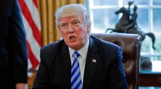 Trump: Asad sa zrejme bude musieť vzdať moci