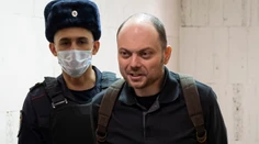 Kritika Kremľa Vladimira Kara-Murzu odsúdili za vlastizradu na 25 rokov väzenia