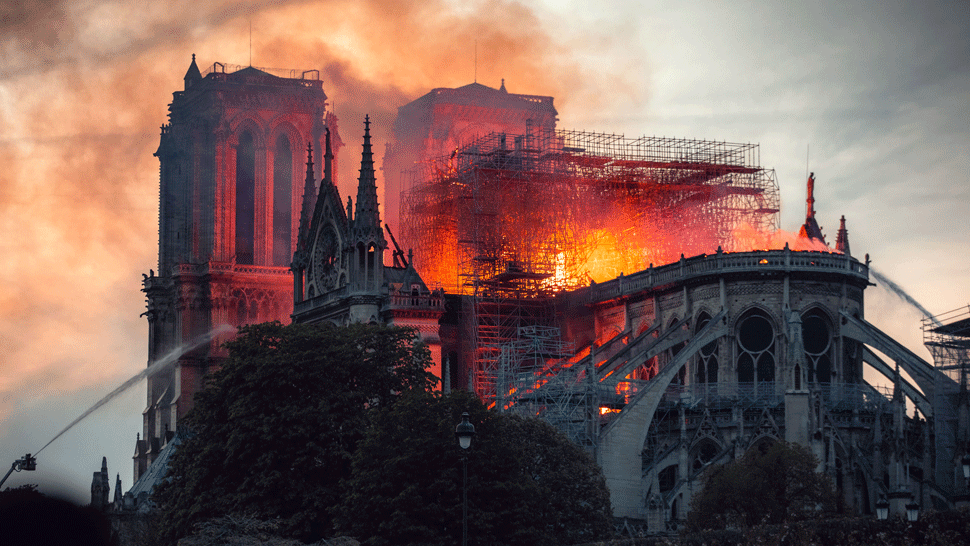 Rok od ničivého požiaru. Ako vyzerá katedrála Notre Dame dnes?