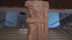 Muž žaluje mesto Považská Bystrica. Tvrdí, že mu patrí socha vo vstupnej hale kultúrneho domu