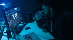 Z pandémie si spravili biznis. Na darknete predávajú vakcíny aj covid pasy za nemalé peniaze