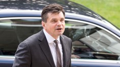 Opozícia zvolá mimoriadnu schôdzu, pokúsi sa odvolať ministra Plavčana