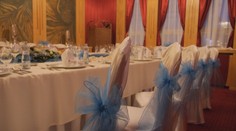 Plánujú, pokiaľ ešte môžu. O oslavy a svadby v lete je obrovský záujem