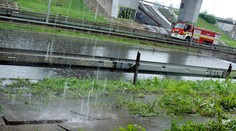 Problémový podjazd v Bratislave opäť zaplavila voda, bol neprejazdný