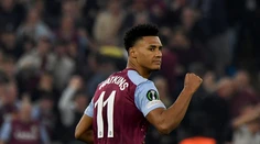 EKL: Aston Villa to doma pokašľala. Fiorentina jednou nohou vo finále