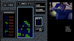 VIDEO: Hrali sme ju všetci, vyhral len jeden. Chlapcovi sa podarilo ako prvému človeku na svete dokončiť hru Tetris