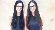 Ako dvojčatá! Demi Moore s o 26 rokov mladšou dcérou