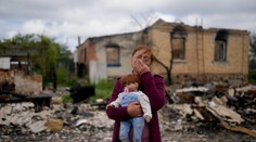 FOTOGALÉRIA: Rok vojny na Ukrajine očami fotografov