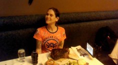 Útla žena zjedla dvojkilový steak v rekordnom čase