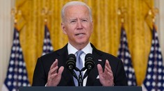 Biden: V Kábule možno zostaneme dlhšie, zachránime všetkých Američanov
