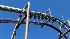 VIDEO: Dráma v japonskom zábavnom parku. Dole hlavou ostali visieť desiatky ľudí