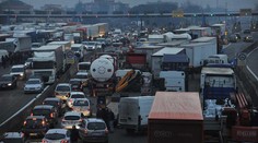 Dobrá správa pre vodičov nákladiakov. Týka sa mýta