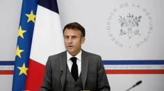 Prvé správy zo samitu v Paríži: Zásadné vyhlásenie francúzskeho prezidenta E. Macrona