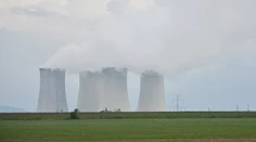 Začala sa vojna o Slovenské elektrárne. Politici sa snažia zabrániť Rusom, aby ich prebrali