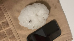 OBRAZOM: Texas bombardovali gigantické krúpy, búrky si vyžiadali jednu obeť