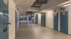 Exkluzívna spoveď muža, ktorý prežil covid vo väzbe: Zdraví s chorými na cele a žiadne lieky
