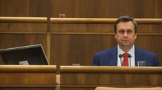 Danko podáva za výroky o Židoch podnet na Matoviča aj poslancov ĽSNS