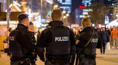Ľudia sú nepoučiteľní: Polícia má v Berlíne plné ruky práce s korona-večierkami
