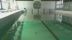 Plavárne otvorili, no verejnosť má vstup zakázaný. Prevádzky hovoria, že ich to finančne zničí