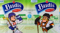 Faux pas sponzora MS v hokeji. Budiš dal na etiketu frázu z nacistickej hymny