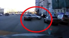 Neskutočný spôsob parkovania. Kto sedel za volantom?