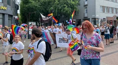 Dúhový Pride aj pochod Hrdí na rodinu v centre Bratislavy boli pokojné