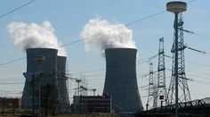 O Slovenské elektrárne sa zaujíma aj Slovnaft s MVM