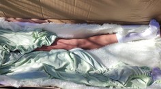 Čech našiel v lese ženské telo bez hlavy. Obsah krabice však policajtov prekvapil