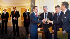 Je vláda so Smerom zmluvou s diablom? Všetkých Ficových partnerov čakal v ďalších voľbách prudký pád