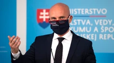 Minister Gröhling sľúbil, že prvé peniaze uvidia športovci do mesiaca