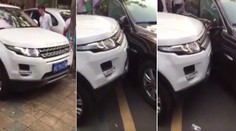 Luxusné auto jej bránilo vo výjazde, ona sa s ním nepárala. Všetko je na videu