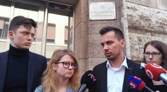 Organizátorov protestov stále preverujú pre dane